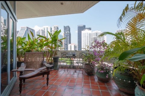 Кондоминиум с 2 спальнями в Бангкоке, Таиланд № 163907 - фото 4