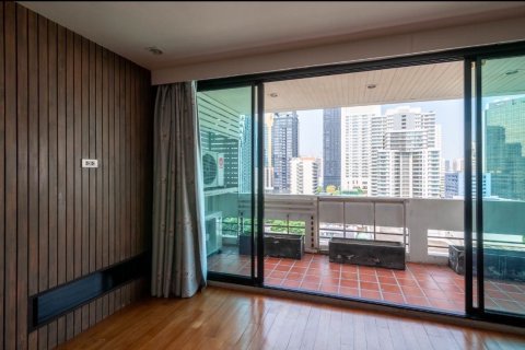 Кондоминиум с 2 спальнями в Бангкоке, Таиланд № 163907 - фото 3