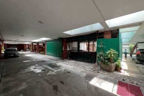 Townhouse à Bangkok, Thaïlande 8 chambres № 163909 - photo 2