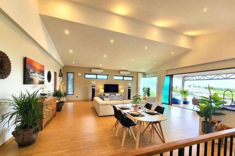 Дом в Хуа Хине, Таиланд с 4 спальнями  № 151316 - фото 7