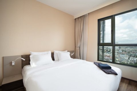 Кондоминиум с 2 спальнями в Бангкоке, Таиланд № 151313 - фото 15