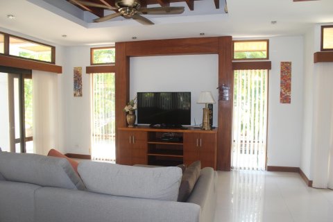 Villa in Phuket, Thailand 4 bedrooms № 151317 - photo 6