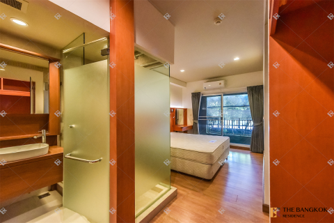 Condo in Bangkok, Thailand, 2 bedrooms № 185966 - photo 2