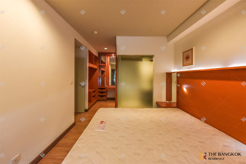 Condo in Bangkok, Thailand, 2 bedrooms № 185966 - photo 3