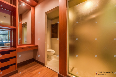 Condo in Bangkok, Thailand, 2 bedrooms № 185966 - photo 5