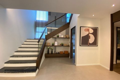 Villa in Chiang Mai, Thailand 4 bedrooms № 160101 - photo 8