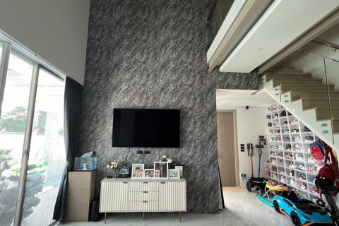 Дом в Чиангмае, Таиланд с 4 спальнями  № 160105 - фото 4