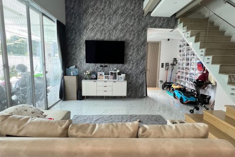 Maison à Chiang Mai, Thaïlande 4 chambres № 160105 - photo 3