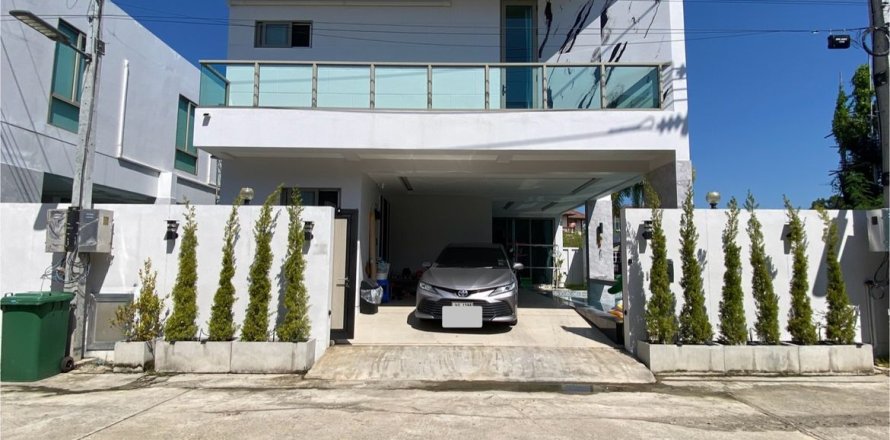 Maison à Chiang Mai, Thaïlande 4 chambres № 160105