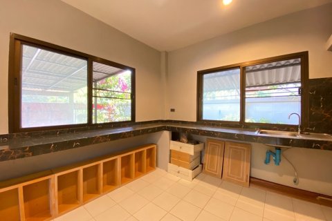House in Chiang Mai, Thailand 5 bedrooms № 160102 - photo 11
