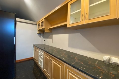 House in Chiang Mai, Thailand 5 bedrooms № 160102 - photo 20