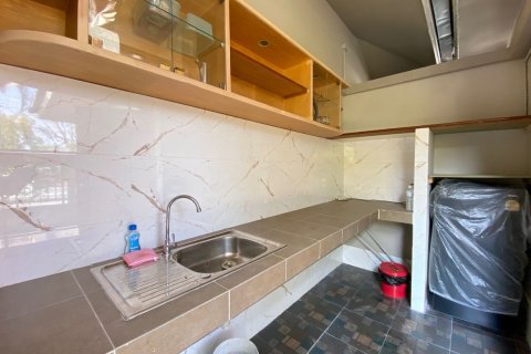 House in Chiang Mai, Thailand 5 bedrooms № 160102 - photo 24