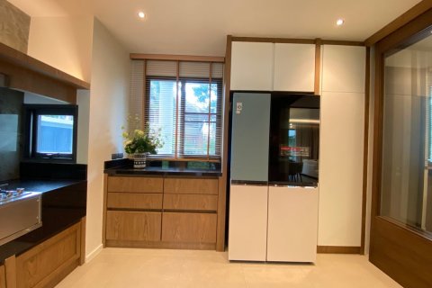 Вилла в Чиангмае, Таиланд с 4 спальнями  № 160100 - фото 16