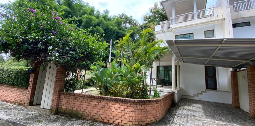 Maison à Chiang Mai, Thaïlande 3 chambres № 160103