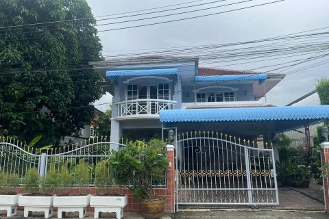 House in Pattaya, Thailand 3 bedrooms № 137634 - photo 9