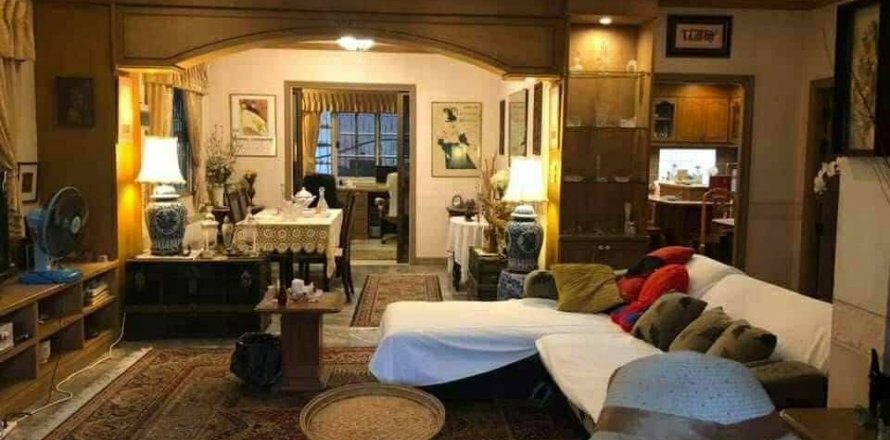 House in Pattaya, Thailand 3 bedrooms № 137634
