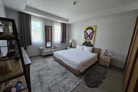 Condo in Phuket, Thailand, 3 bedrooms  № 137639 - photo 7