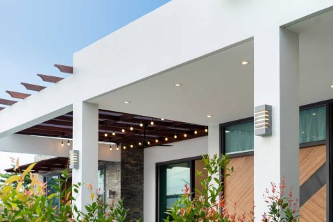 Villa in Phuket, Thailand 4 bedrooms № 137640 - photo 14