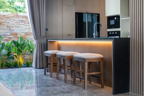 Villa in Phuket, Thailand 4 bedrooms № 137640 - photo 25