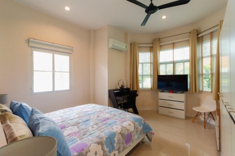 Villa in Cha-am, Thailand 3 Schlafzimmer № 221896 - Foto 12