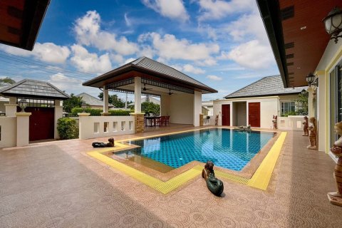 Villa in Hua Hin, Thailand 3 Schlafzimmer № 221893 - Foto 4