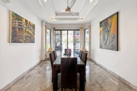 Villa in Cha-am, Thailand 3 Schlafzimmer № 221897 - Foto 13