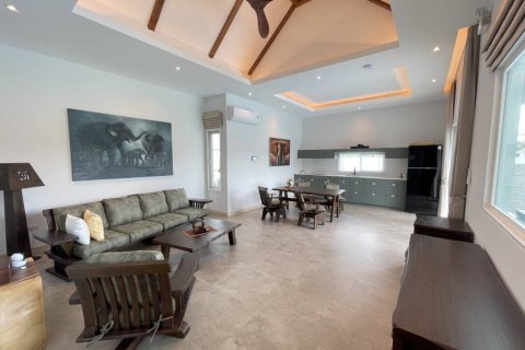 Villa in Hua Hin, Thailand 2 Schlafzimmer № 221892 - Foto 8