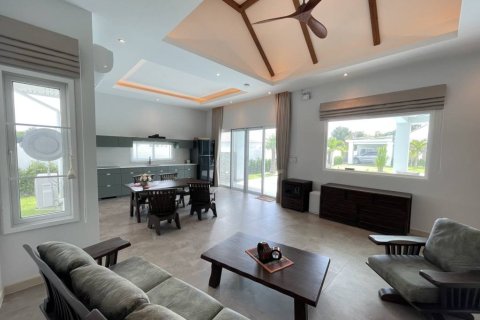 Villa in Hua Hin, Thailand 2 Schlafzimmer № 221892 - Foto 10
