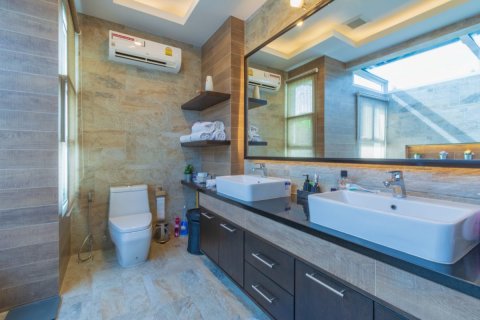 Villa in Hua Hin, Thailand 3 Schlafzimmer № 221895 - Foto 14
