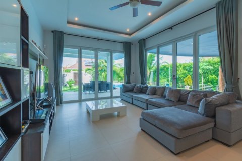 Villa in Hua Hin, Thailand 3 Schlafzimmer № 221895 - Foto 5