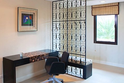 Condo in Hua Hin, Thailand, 3 bedrooms  № 168457 - photo 5