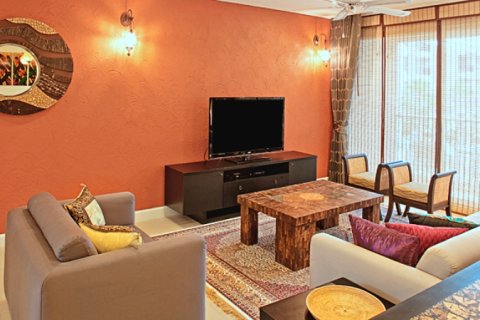 Condo in Hua Hin, Thailand, 3 bedrooms  № 168457 - photo 8