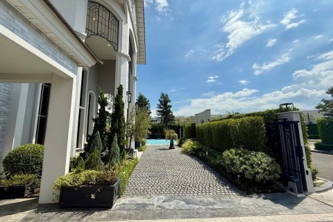 Maison à Lat Krabang, Bangkok, Thaïlande 5 chambres № 155013 - photo 28