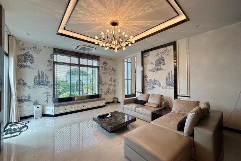 Maison à Lat Krabang, Bangkok, Thaïlande 5 chambres № 155013 - photo 4