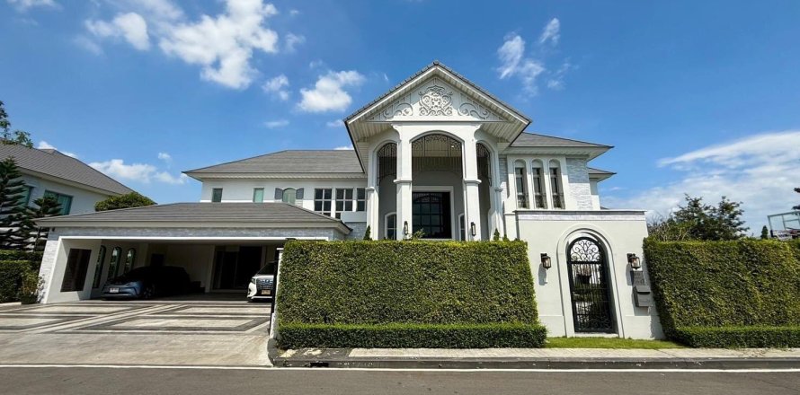 Maison à Lat Krabang, Bangkok, Thaïlande 5 chambres № 155013