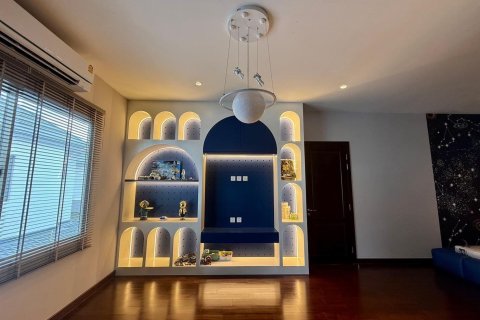 Maison à Lat Krabang, Bangkok, Thaïlande 5 chambres № 155013 - photo 27