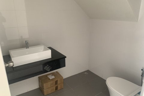 Townhouse in Hua Hin, Thailand 3 bedrooms № 155012 - photo 7