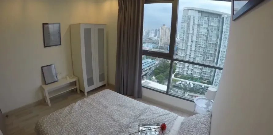 Кондоминиум с 2 спальнями в Пхракханонге, Бангкок, Таиланд № 155011