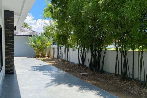 House in San Sai, Thailand 5 bedrooms № 155008 - photo 6