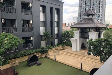 Кондоминиум с 3 спальнями в Ваттхане, Бангкок, Таиланд № 139800 - фото 13