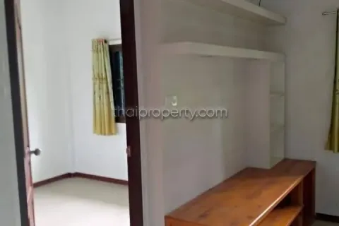 Casa de 3 dormitorios en Pattaya, Tailandia № 213590 - foto 29