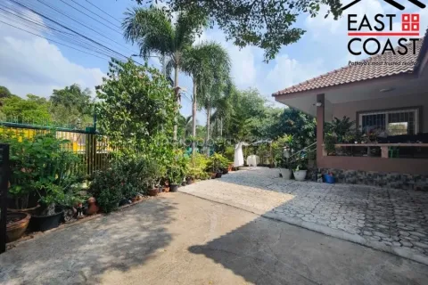 Casa de 3 dormitorios en Pattaya, Tailandia № 213590 - foto 21