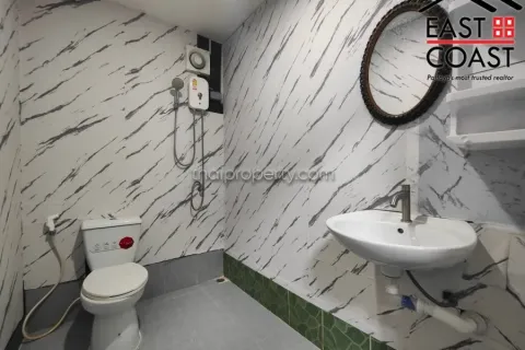 Casa de 3 dormitorios en Pattaya, Tailandia № 213590 - foto 4