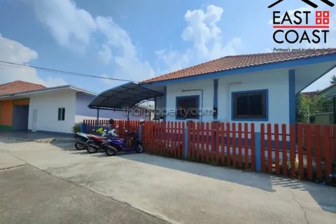 Casa de 3 dormitorios en Pattaya, Tailandia № 213590 - foto 12