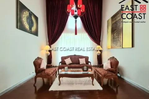 Casa de 7 dormitorios en Pattaya, Tailandia № 213585 - foto 13