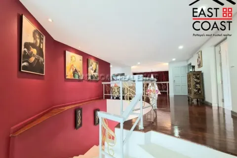 Casa de 7 dormitorios en Pattaya, Tailandia № 213585 - foto 25