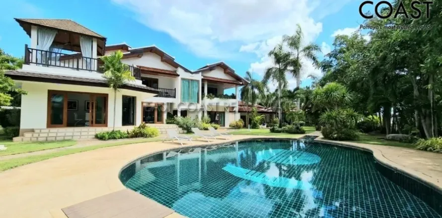 Casa de 7 dormitorios en Pattaya, Tailandia № 213585