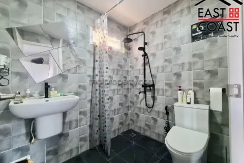 Casa de 3 dormitorios en Pattaya, Tailandia № 213586 - foto 14