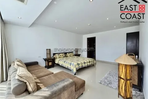 Condominio de 2 dormitorios en Jomtien Beach, Pattaya, Tailandia № 213588 - foto 13