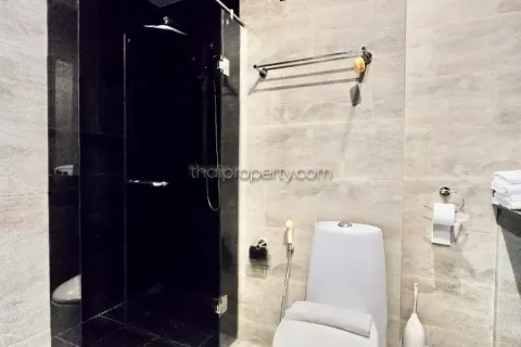 Condominio de 2 dormitorios en Jomtien Beach, Pattaya, Tailandia № 213588 - foto 21